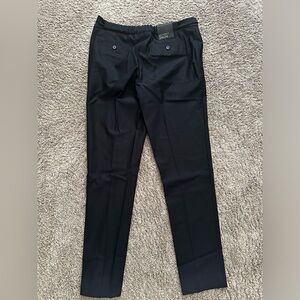 Banana republic Mid rise Slim through thigh tapered leg